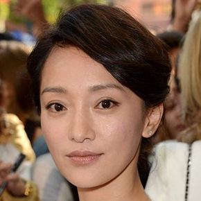 Фото Zhou Xun
