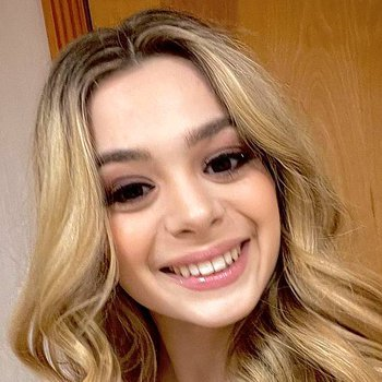 Molly little s. Лиа литтл biografia. Молли стюарт stepsister. Молли литтл. Molly little s.