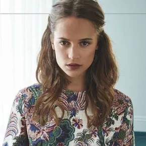 Alicia Vikander