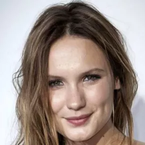 Ana Girardot