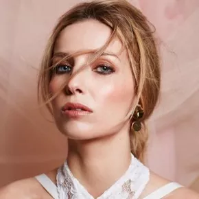 Annabelle Wallis