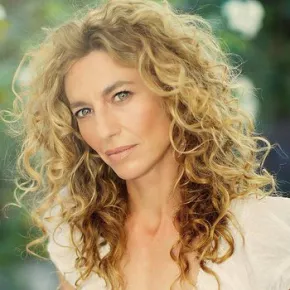 Claudia Black