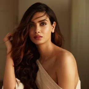 Diana Penty