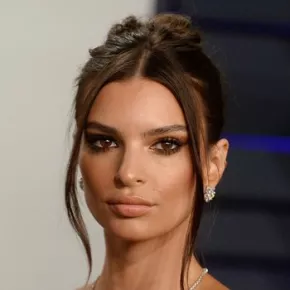 Emily Ratajkowski