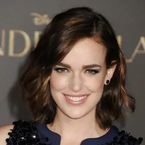 Elizabeth Henstridge