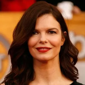 Jeanne Tripplehorn