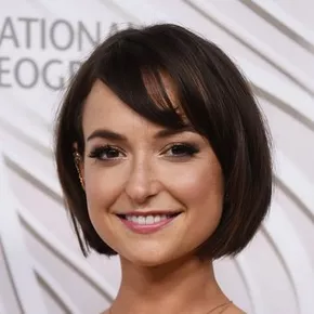 Milana Vayntrub