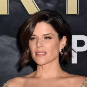 Neve Campbell