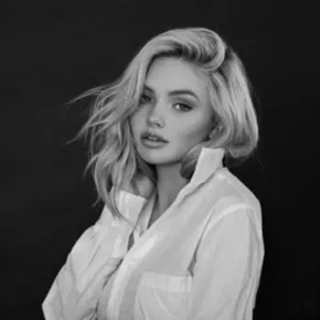 Natalie Alyn Lind