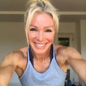 Nell McAndrew