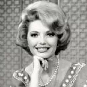 Ruta Lee