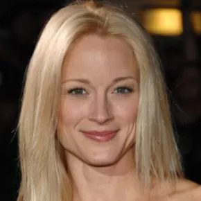 Teri Polo