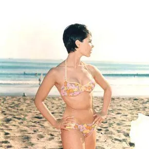 Yvonne Craig