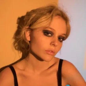 Emily Alyn Lind