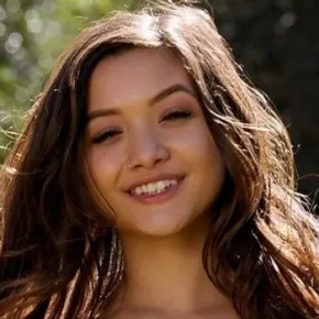 Alex De La Flor