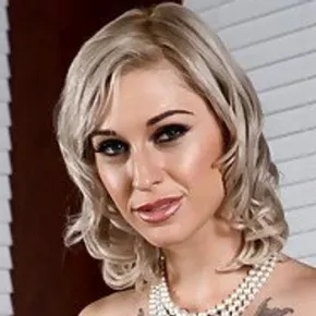 Kleio Valentien