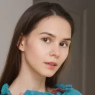Leona Mia