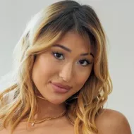 Mina Luxx