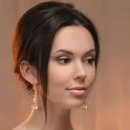 Sheri Vi